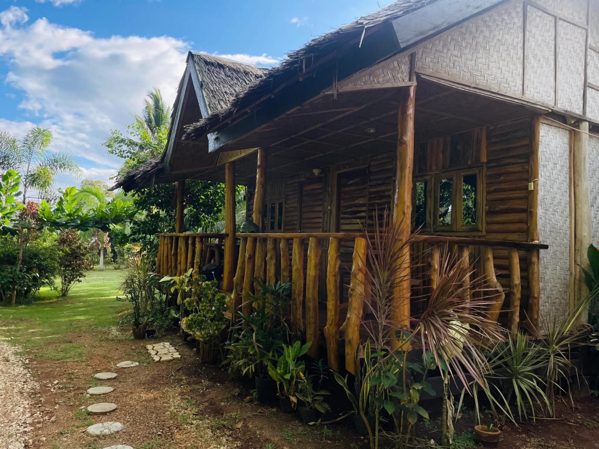 Travis Post Homestay Siquijor Esterno foto