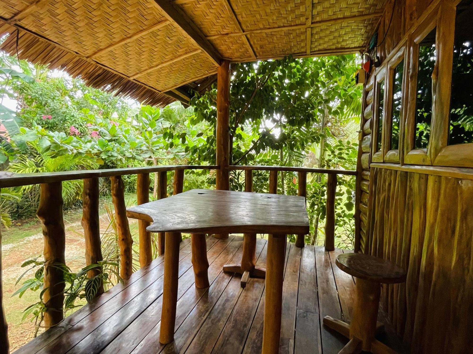 Travis Post Homestay Siquijor Esterno foto